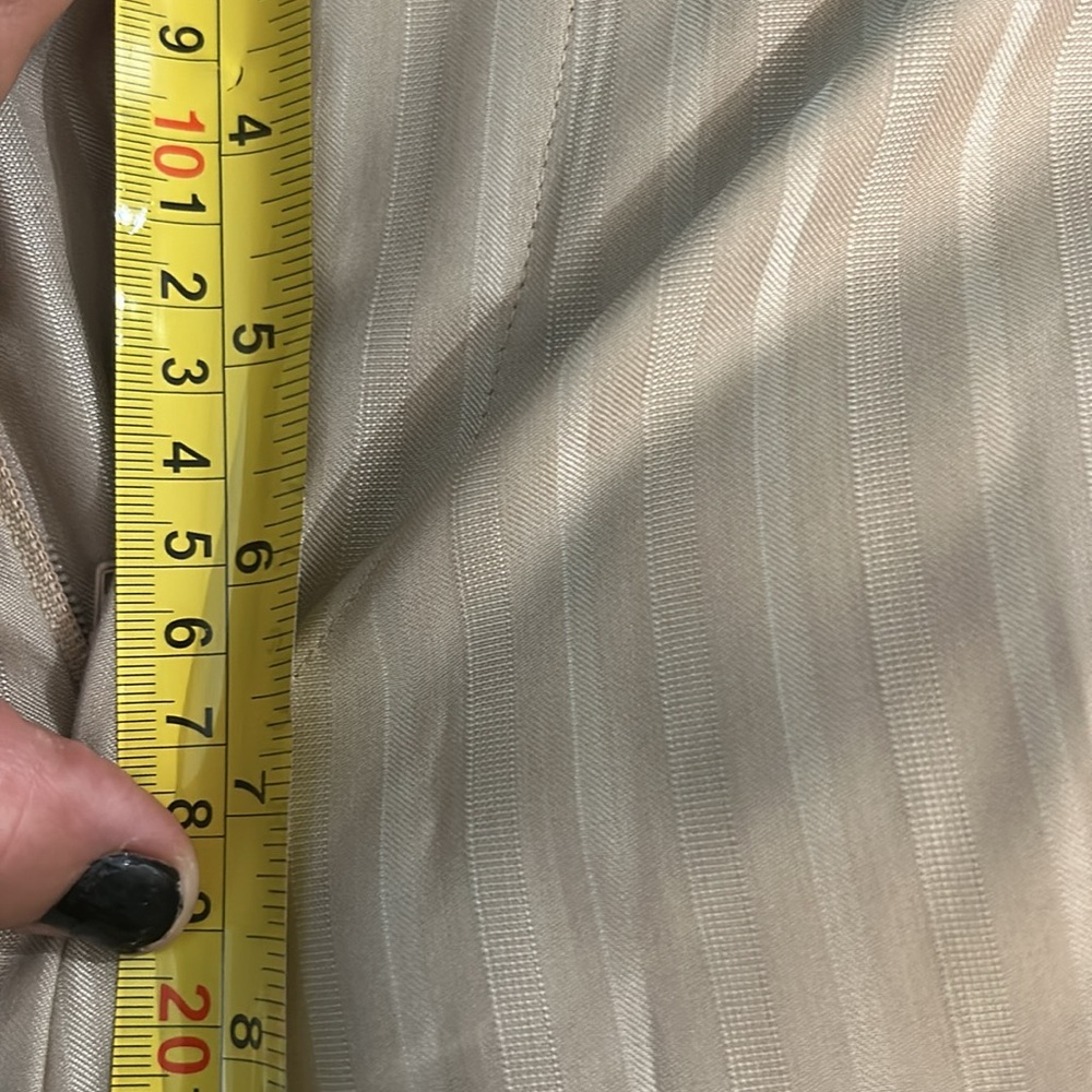 Versace Taupe Striped Trousers. Ladies - Picture 14 of 14